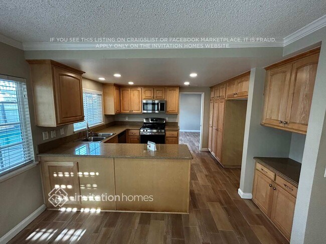 Foto del edificio - 11341 Rancho La Brea Dr