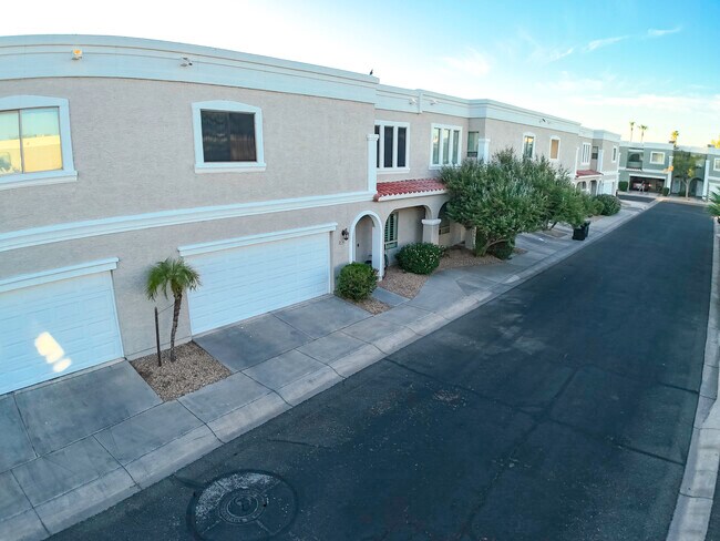 Foto del edificio - 5236 N 16th Ln