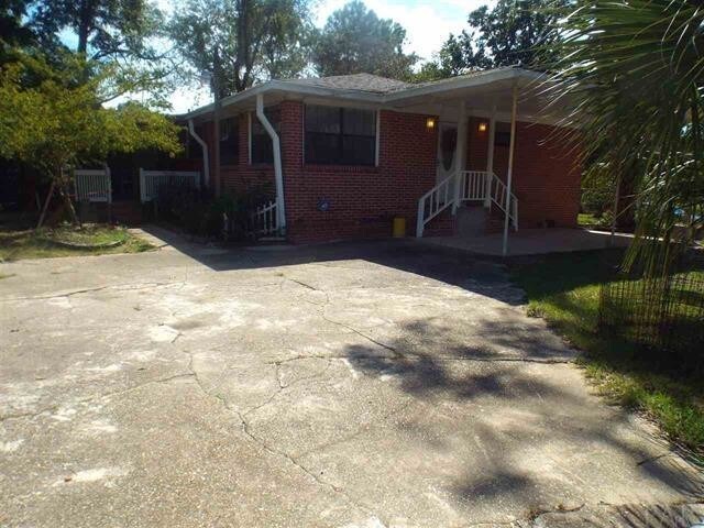 Building Photo - 1622 N Davis Hwy