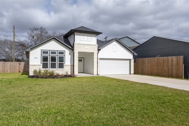 Foto del edificio - 7430 Avenue E