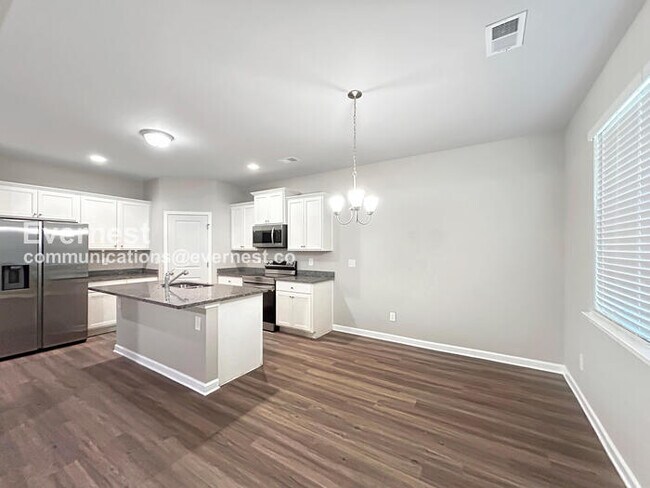 Building Photo - 1542 Persimmon Trce