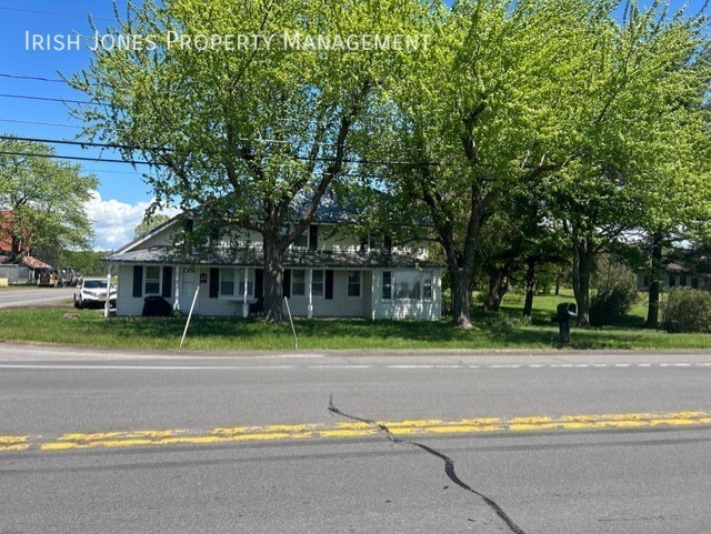 Foto principal - 12606 Main St