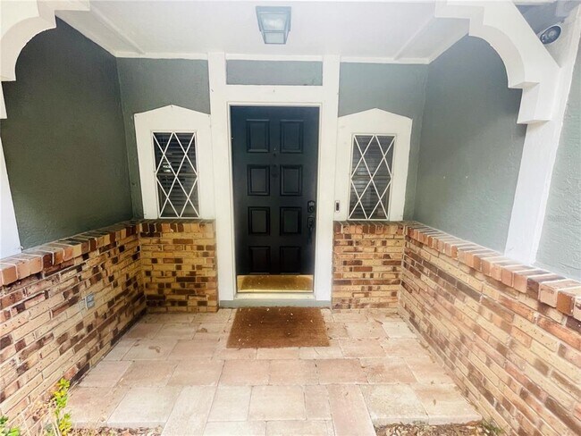 Foto del edificio - 5328 Rockbourne Ct