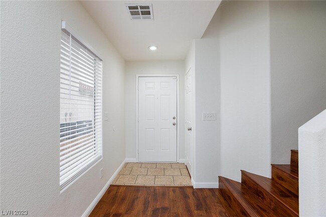 Building Photo - 11893 Bella Luna St
