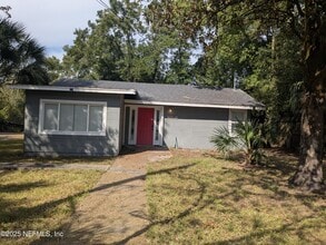 Building Photo - 1053 Kenmore St