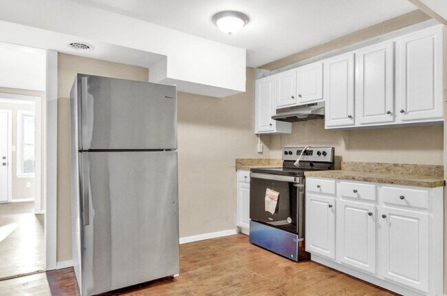 Foto del edificio - Coming Soon! Charming 2 Bedroom, 1 Bath Ho...