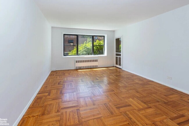 Building Photo - Cozy  1 Bedroom 1 Bathroom