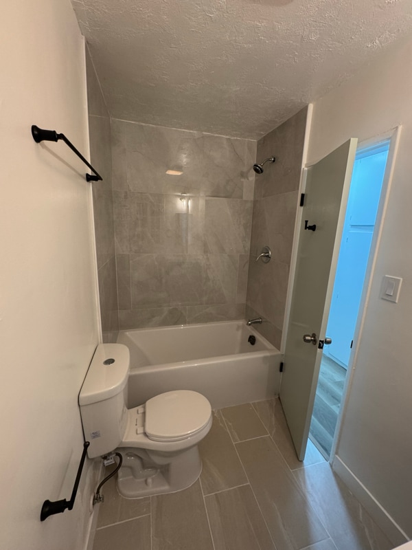 Photo - 7112 Hood Ave Apartment