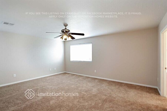 Building Photo - 4461 W Galapagos Ave