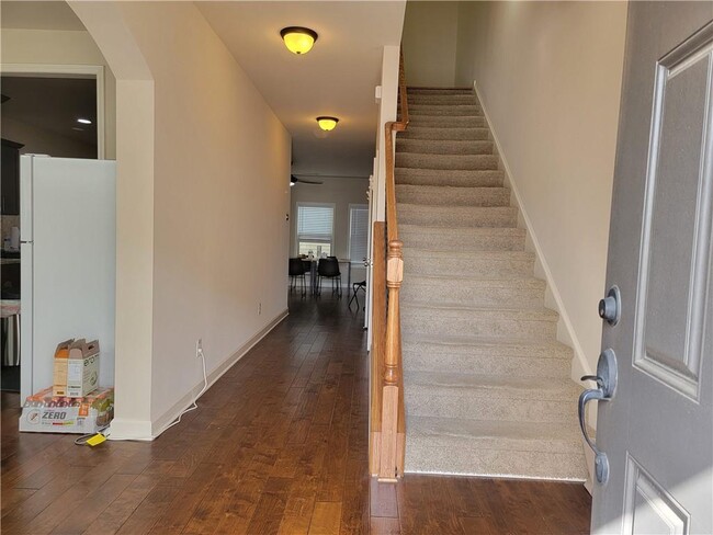 Building Photo - 4128 Baverton Dr
