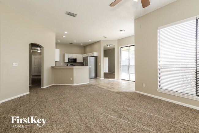 Building Photo - 5502 Bristol Bay Ln N