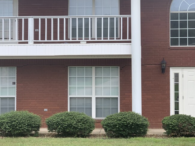 Building Photo - 9 S Joplin Loop