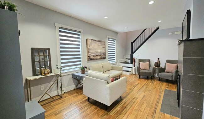 Foto del edificio - 55 Lakeview St