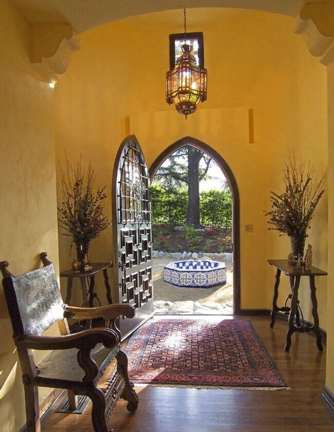 Building Photo - 5237 Alta Canyada Rd