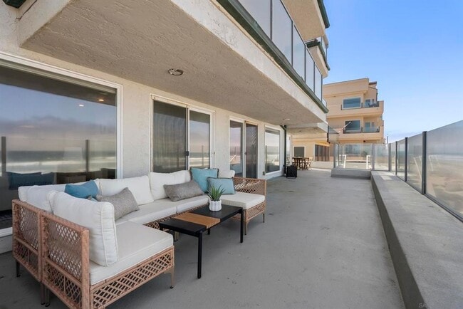 Foto del edificio - 1362 Seacoast Dr