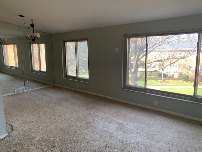Living/Dining Area View - 880 N Adams Rd