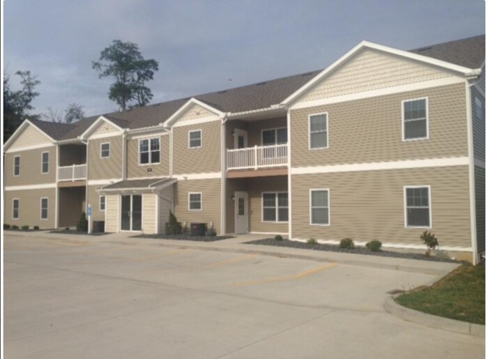 Primary Photo - 46855 Red Fox Lane - Fairmont 34