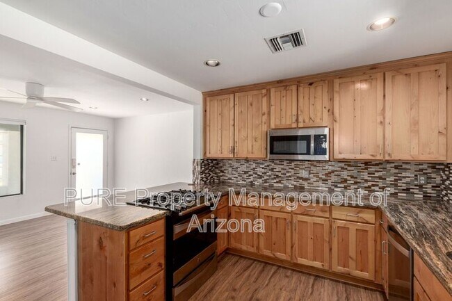 Foto del edificio - 1526 E Griswold Rd
