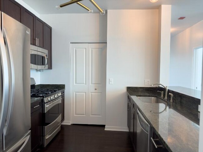 Foto del edificio - 757 N Orleans St