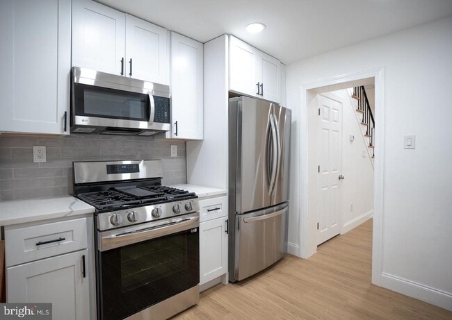 Building Photo - 623 Fitzgerald St