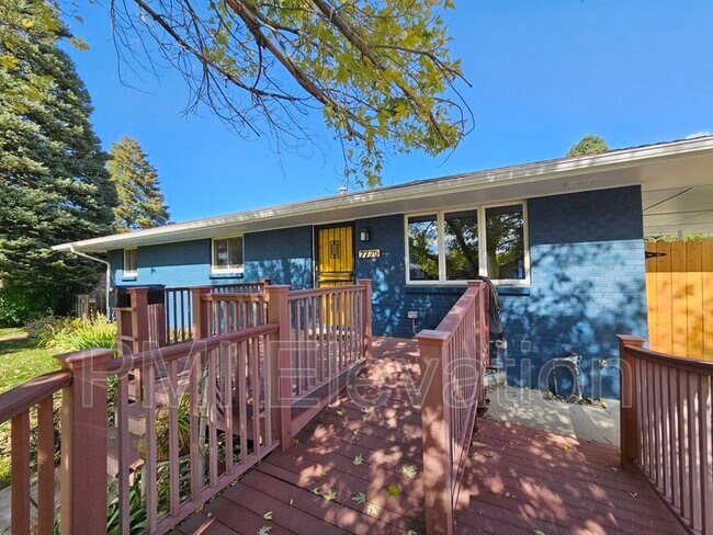 Building Photo - 7770 S Kit Carson Dr