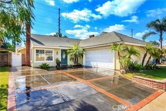 Building Photo - 6304 E Woodsboro Ave