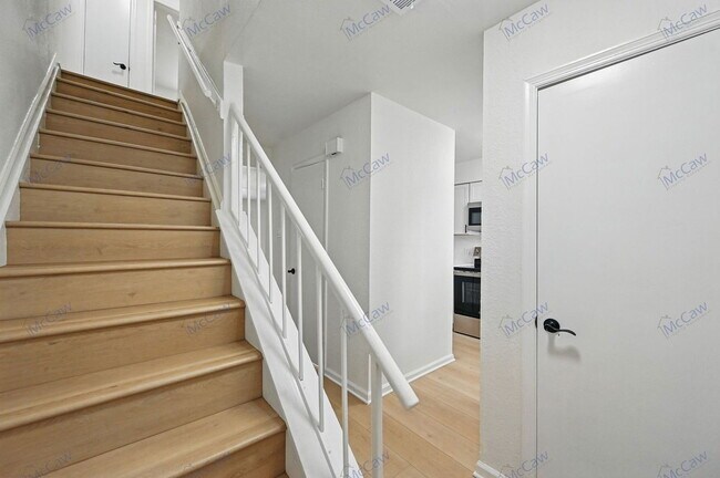 Foto del edificio - 822 Wildwood Ln