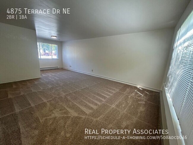 Foto del edificio - 4875 Terrace Dr NE