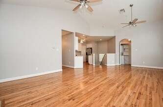 Building Photo - 3715 Main Plaza Dr