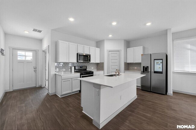 Foto del edificio - 210 Big Cypress Byu Rd