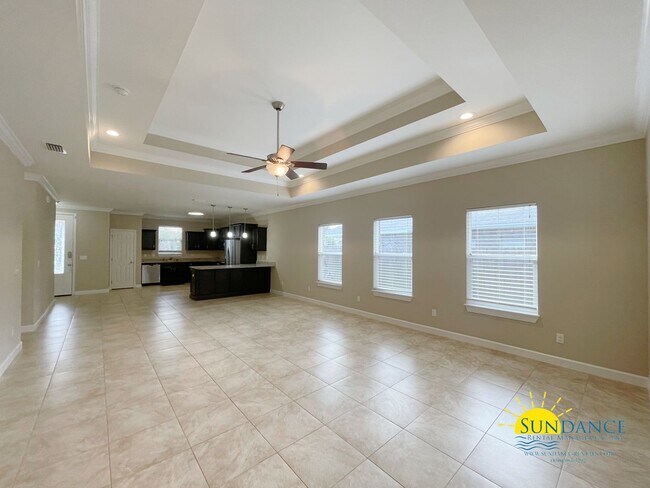 Building Photo - Gorgeous 3 Bedroom Home in Mary Esther!