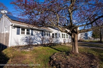 Building Photo - 2243 Edgar Rd