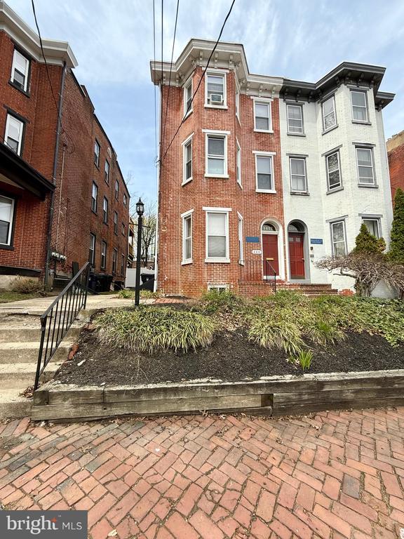 Building Photo - 1417 N Harrison St