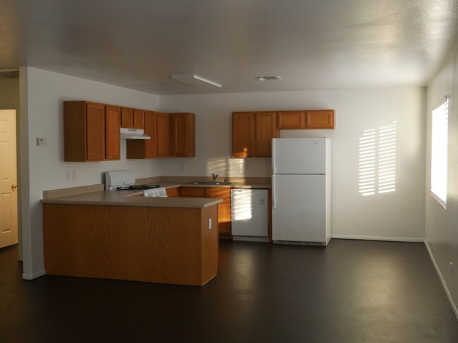Foto del edificio - 6671 Ocotillo Ave