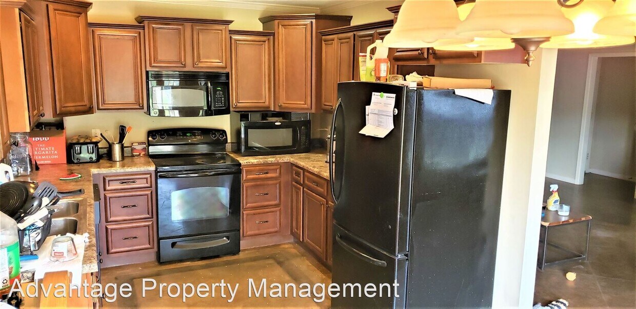 Foto del edificio - 3 br, 2 bath House - 5315 Sanson Drive