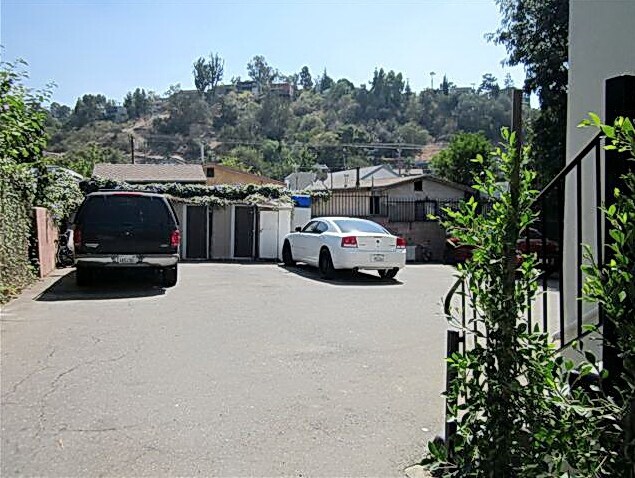 Building Photo - 3160 Cazador St