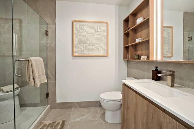 Building Photo - 351 N Union Ave