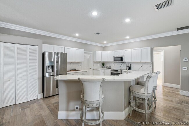 Foto del edificio - 13853 Norwick St