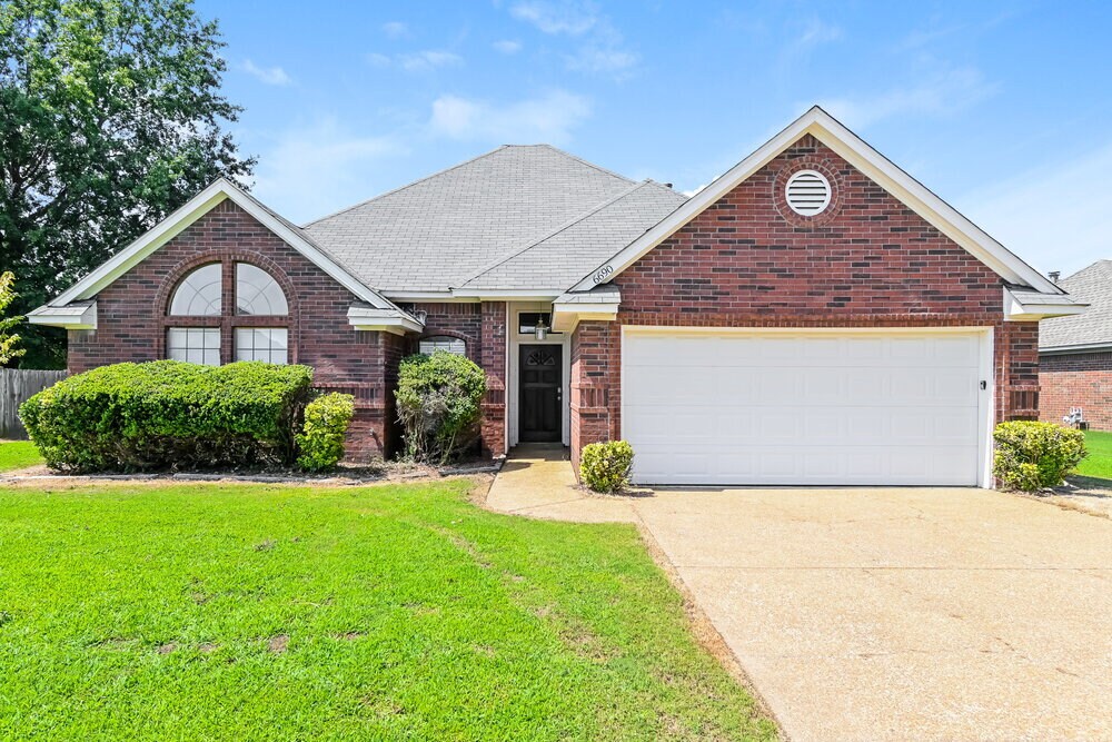 Foto principal - 6690 Autumn Wood Cove