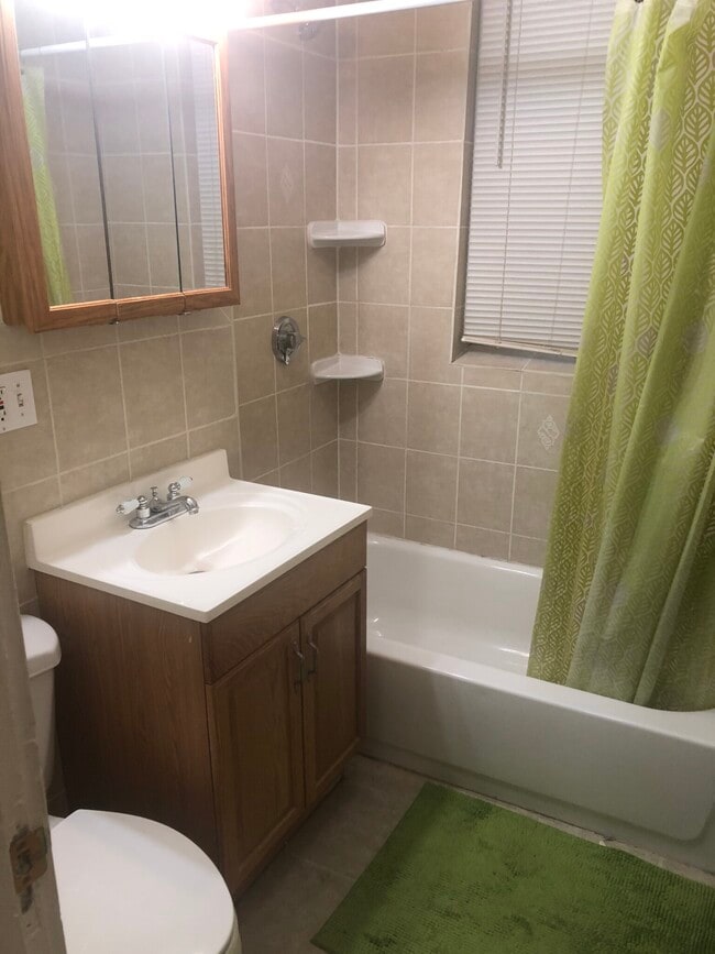 Photo - 352 Riverway Unit 7 Apartment