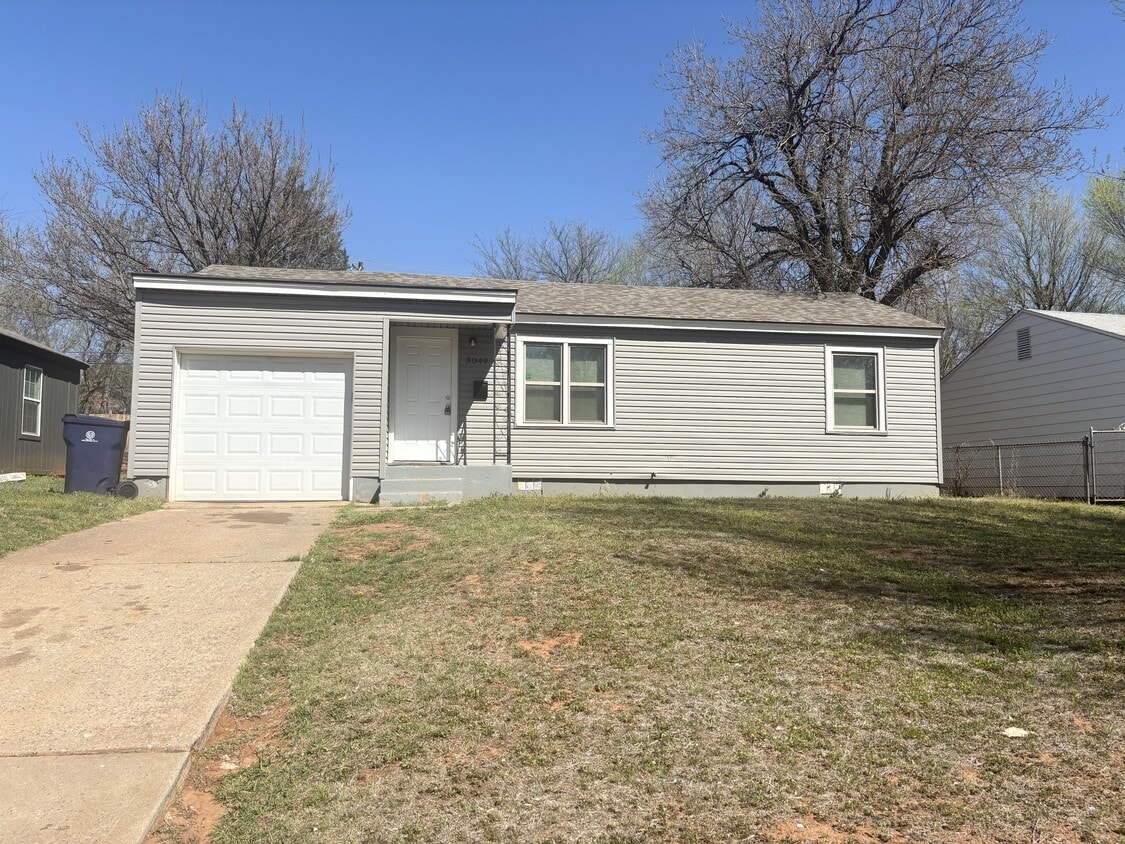 Photo - 3049 NE 15th St (Oklahoma City, OK)