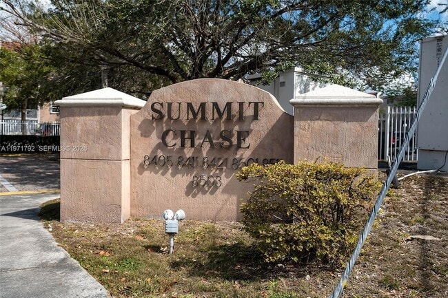 Building Photo - 8421 NW 8th St