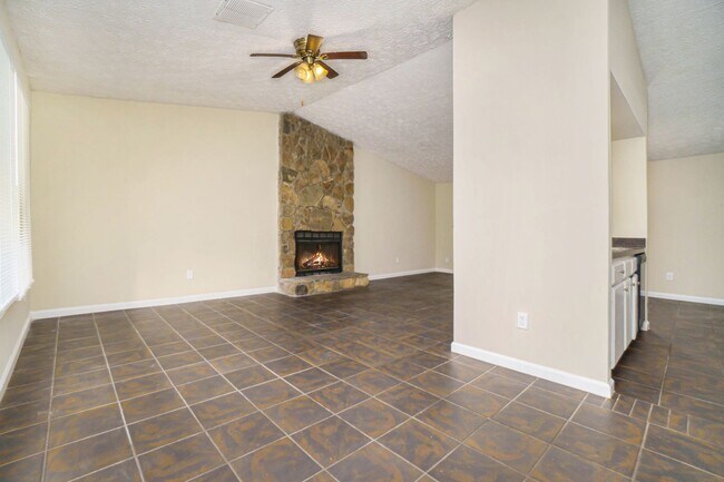 Foto del edificio - 3 Bedroom 2 Bath House