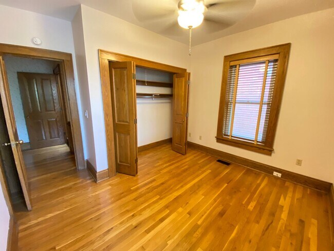 Foto del edificio - Rare Brick Single Family House On Goodale Park