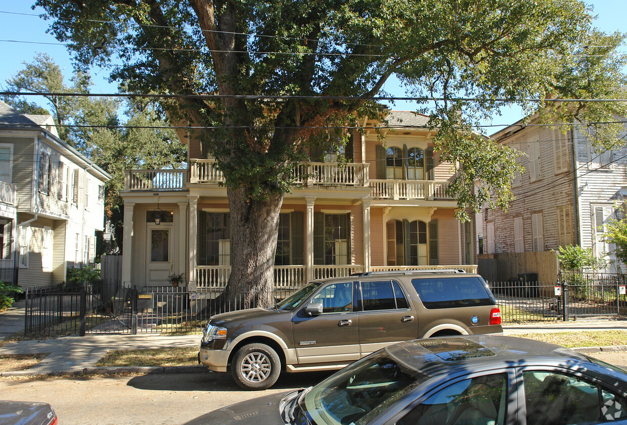 Building Photo - 1315 Josephine St