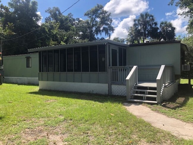 Photo - 3 Bedroom 1 Bath Mobile Home