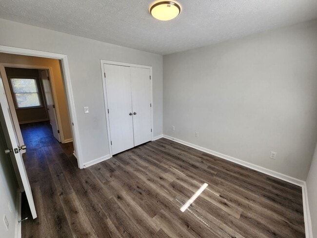 Building Photo - 6219 Browning Dr