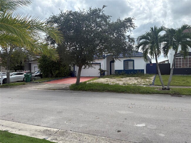 Foto del edificio - 10272 SW 227th Ln