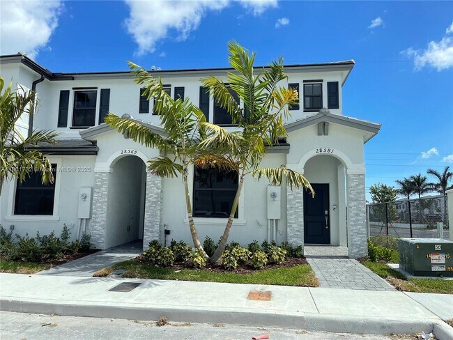 Foto del edificio - 28581 SW 132nd Ct