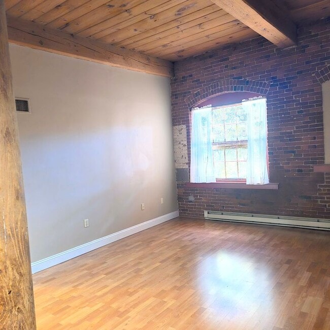 Foto del edificio - 335 Cypress St